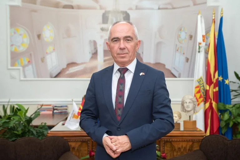 Коњановски со честитка по повод Католички Велигден: Да се почитуваме и да создаваме вредности